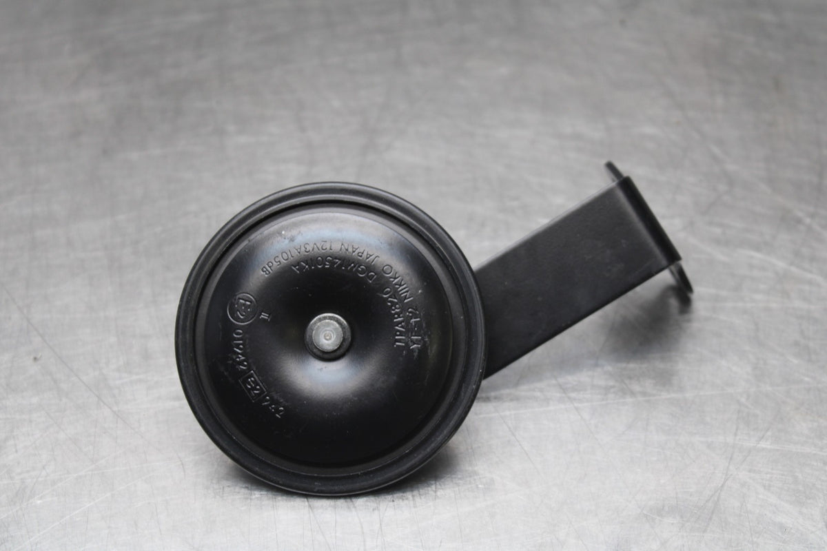 11-24 SUZUKI GSXR750 HORN SIGNAL BB630