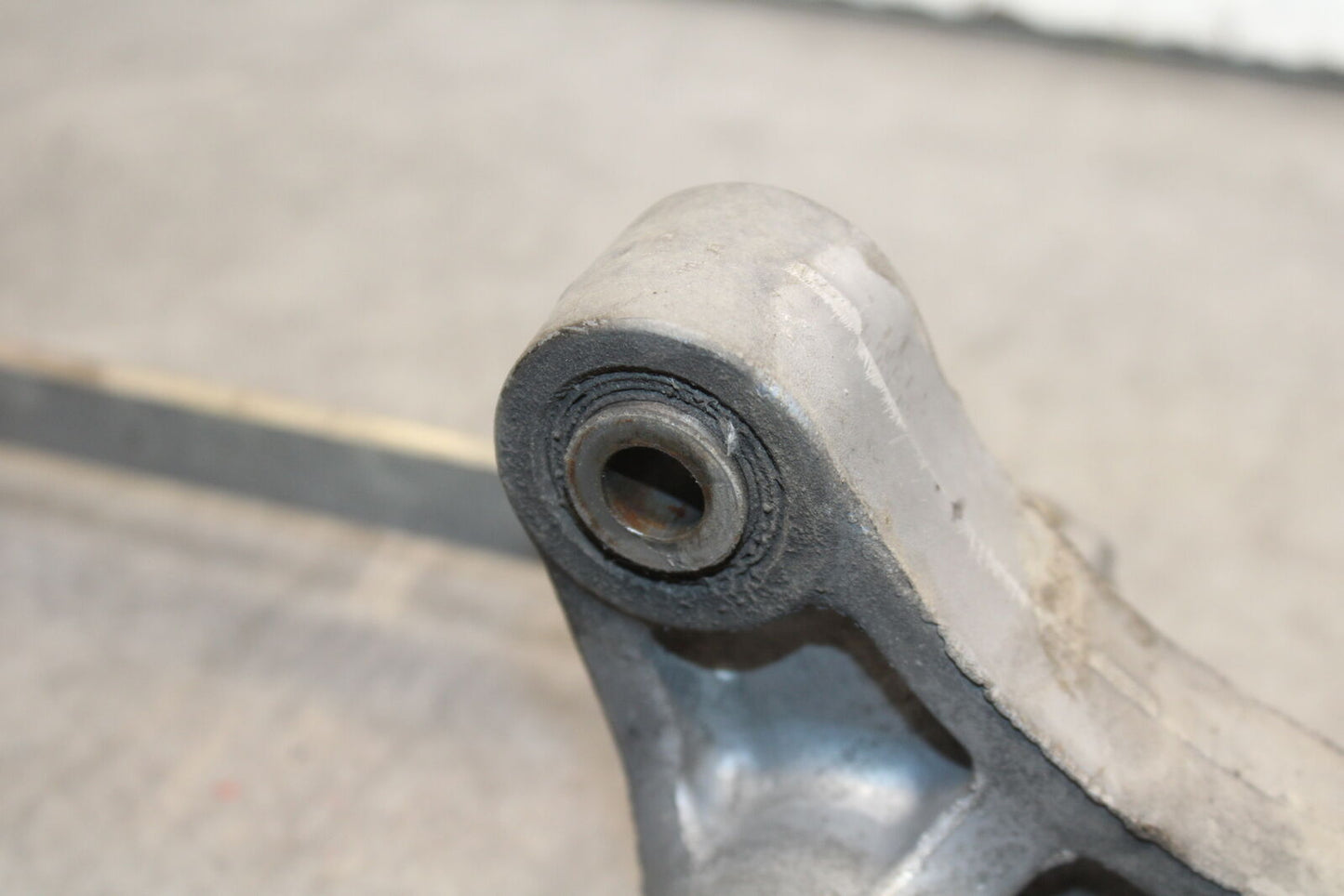 13-18 KAWASAKI NINJA ZX6R REAR DOGBONE SHOCK LINKAGE 39007-0045 39111-0316 BB666