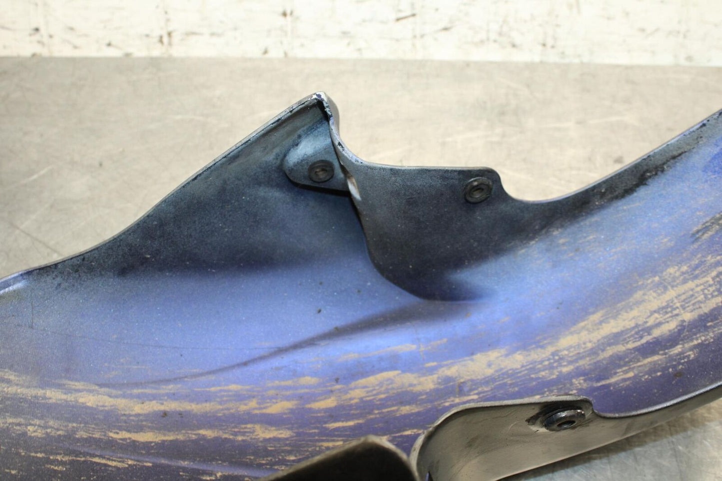 2000 Yamaha YZF R6 FRONT WHEEL FENDER COWL FAIRING BB558