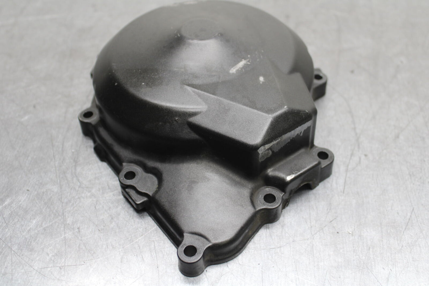 06 YAMAHA YZF R6 STATOR MAGNETO ALTERNATOR GENERATOR COVER BB716