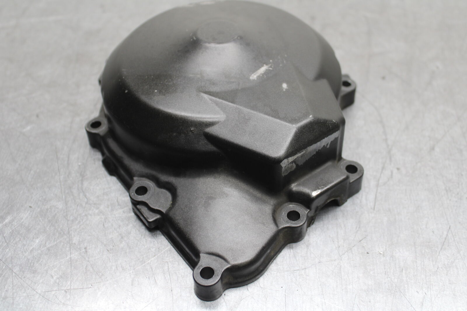 06 YAMAHA YZF R6 STATOR MAGNETO ALTERNATOR GENERATOR COVER BB716