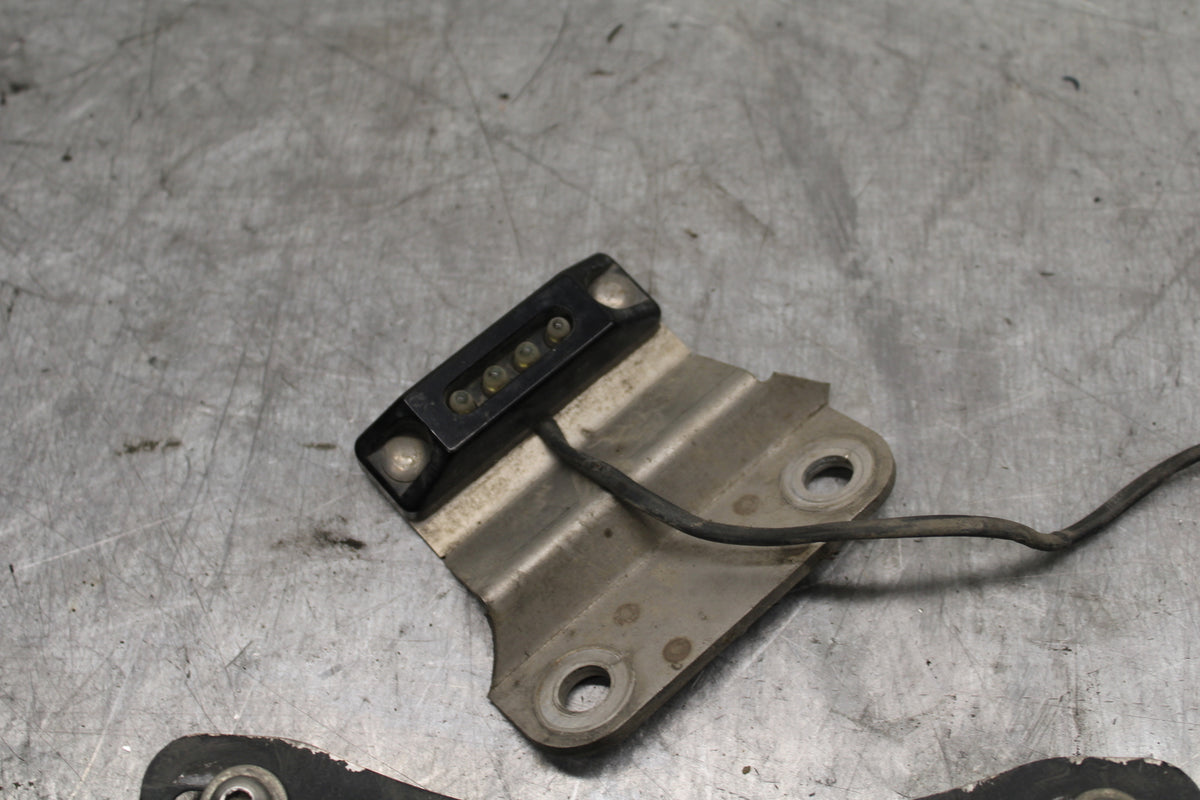 11-24 SUZUKI GSXR750 AFTERMARKET FENDER ELIMINATOR LICENSE PLATE BRACKET  BB714