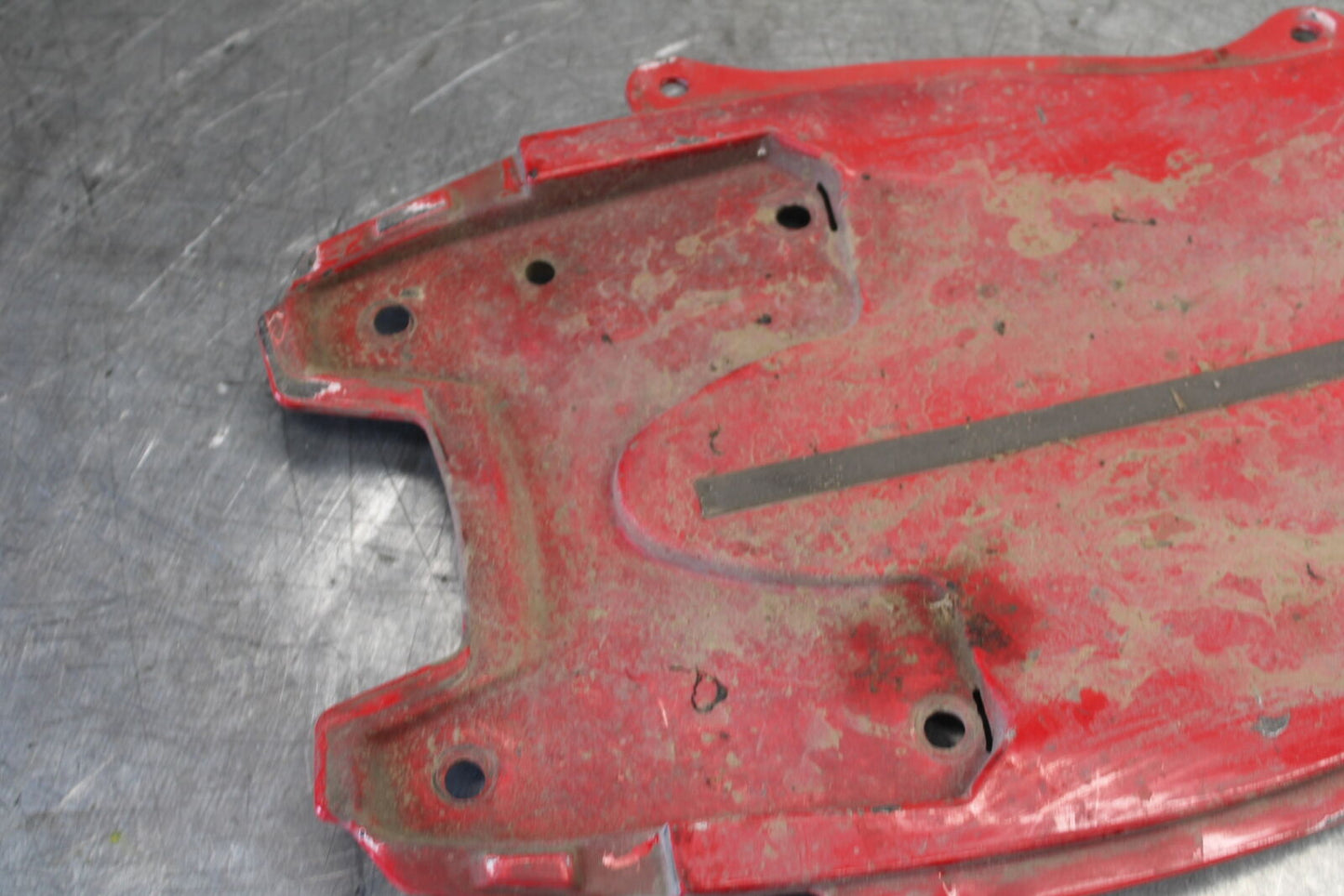 06-07 SUZUKI GSXR 600 REAR BACK TAIL UNDERTAIL FAIRING COWL FENDER BB694