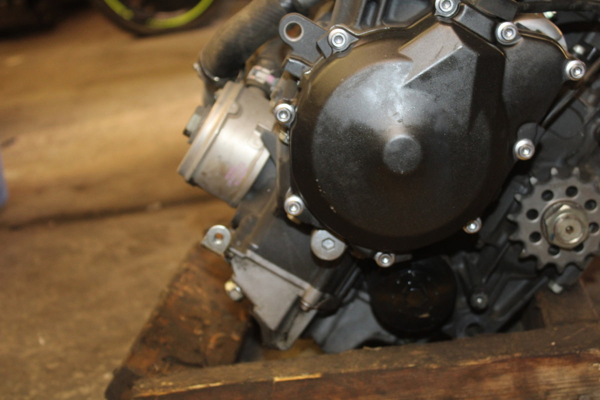08-16 YAMAHA YZF R6 ENGINE MOTOR BB929