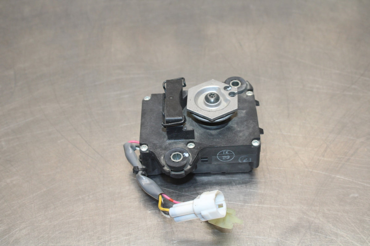 13-18 KAWASAKI NINJA ZX6R EXHAUST VALVE SERVO MOTOR BB735
