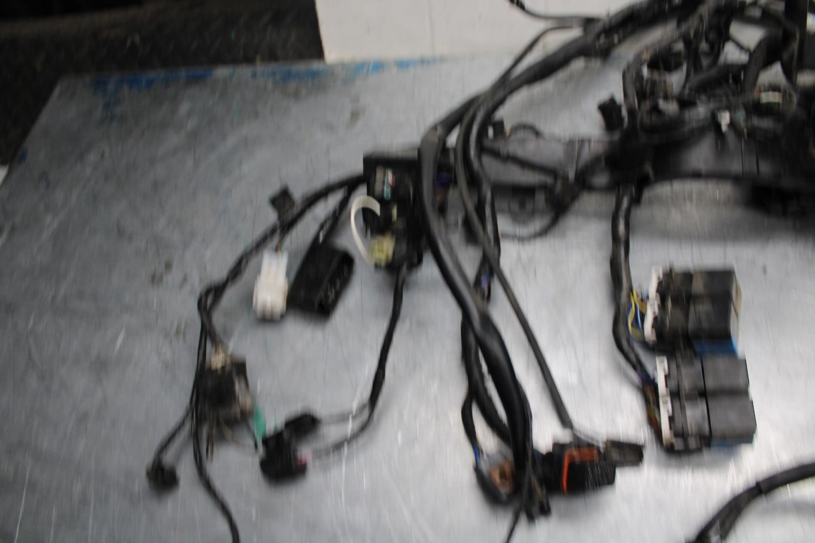 17-21 TRIUMPH STREET TRIPPLE R ABS MAIN  WIRING HARNESS MOTOR WIRE LOOM bb452