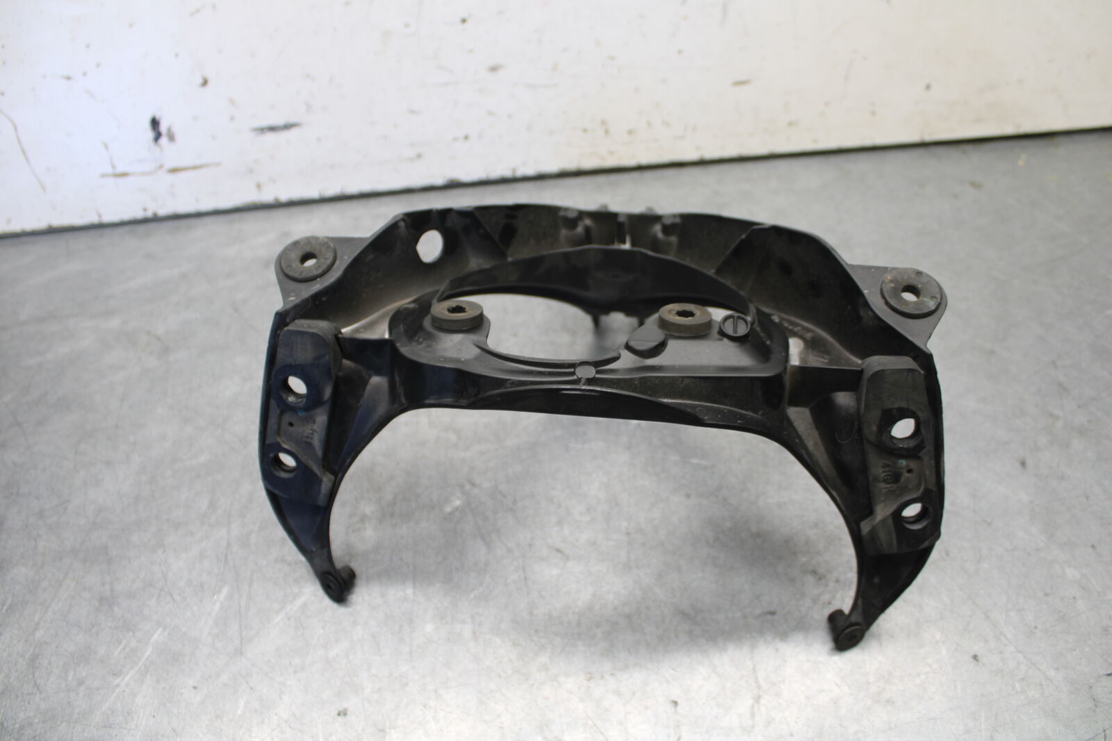 05-06 SUZUKI GSXR1000 UPPER FAIRING MIRROR GAUGES STAY BRACKET 94511-41G00 BB663