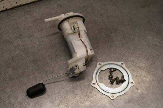 24 KAWASAKI NINJA 500 ABS FUEL PUMP GAS PETROL SENDER UNIT BB730