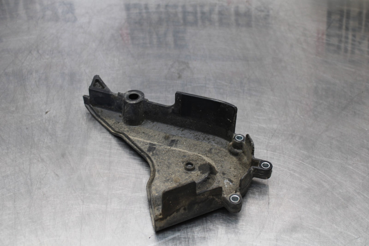 17-22 KTM 390 DUKE ENGINE SPROCKET COVER BB180