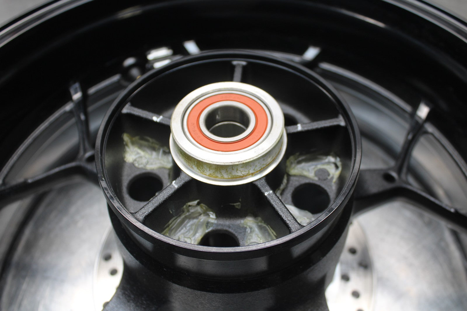 23-24 KAWASAKI NINJA ZX14R NEW!! REAR WHEEL BACK RIM & ROTOR BB169