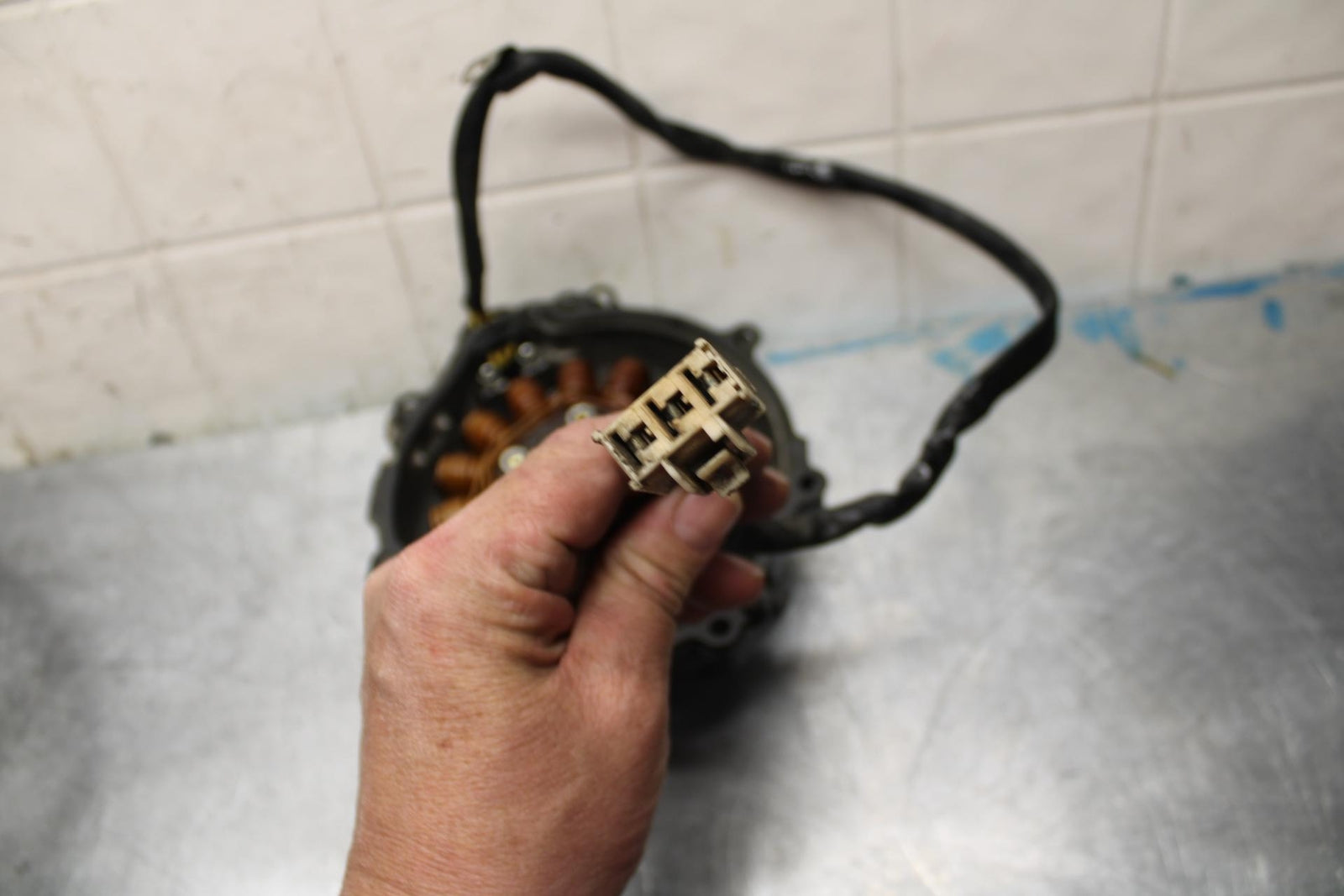 06-07 KAWASAKI NINJA ZX14R STATOR GENERATOR ALTERNATOR MAGNETO BB466