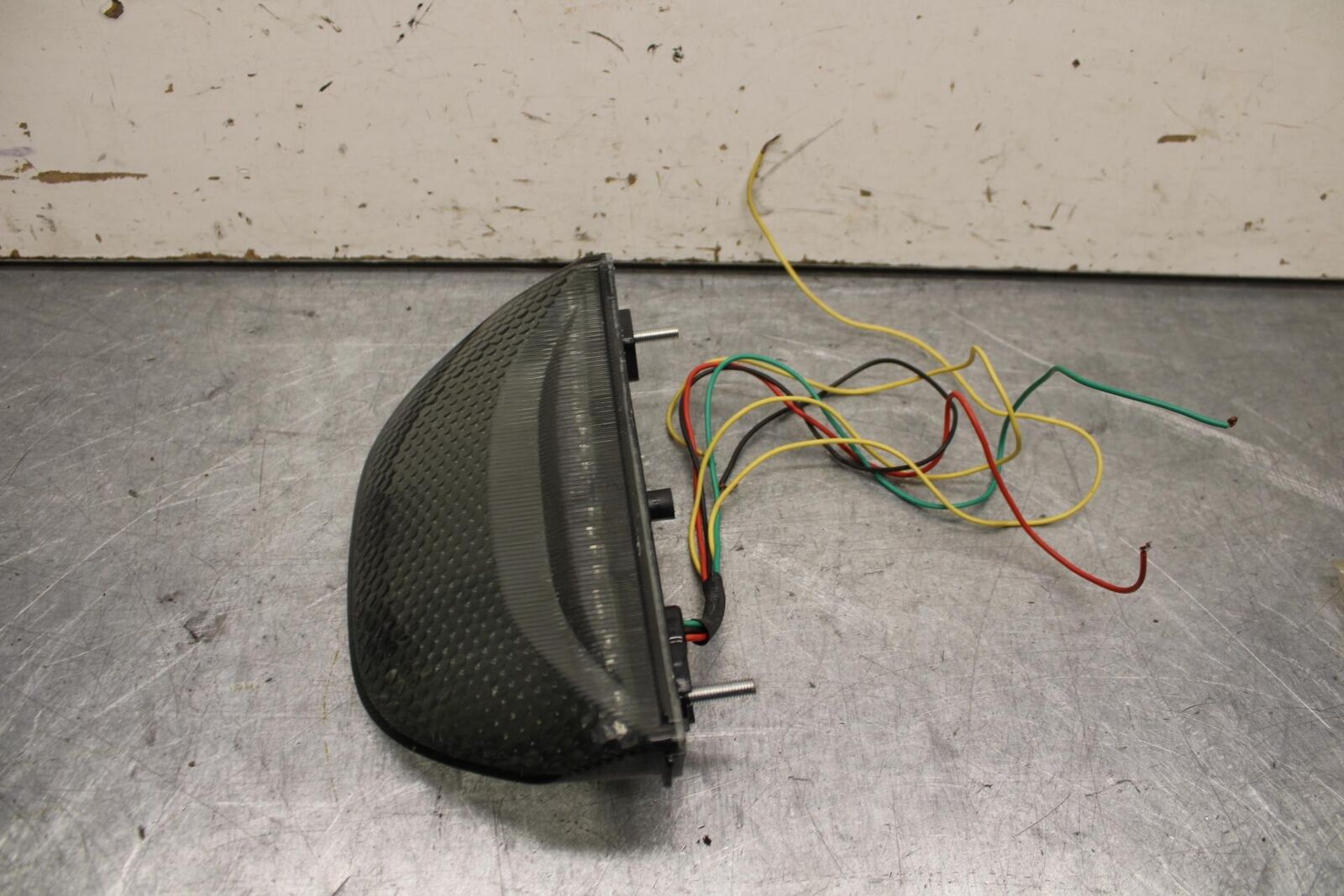 05-06 HONDA CBR600RR REAR TAIL TAILLIGHT BACK BRAKE LIGHT BB630