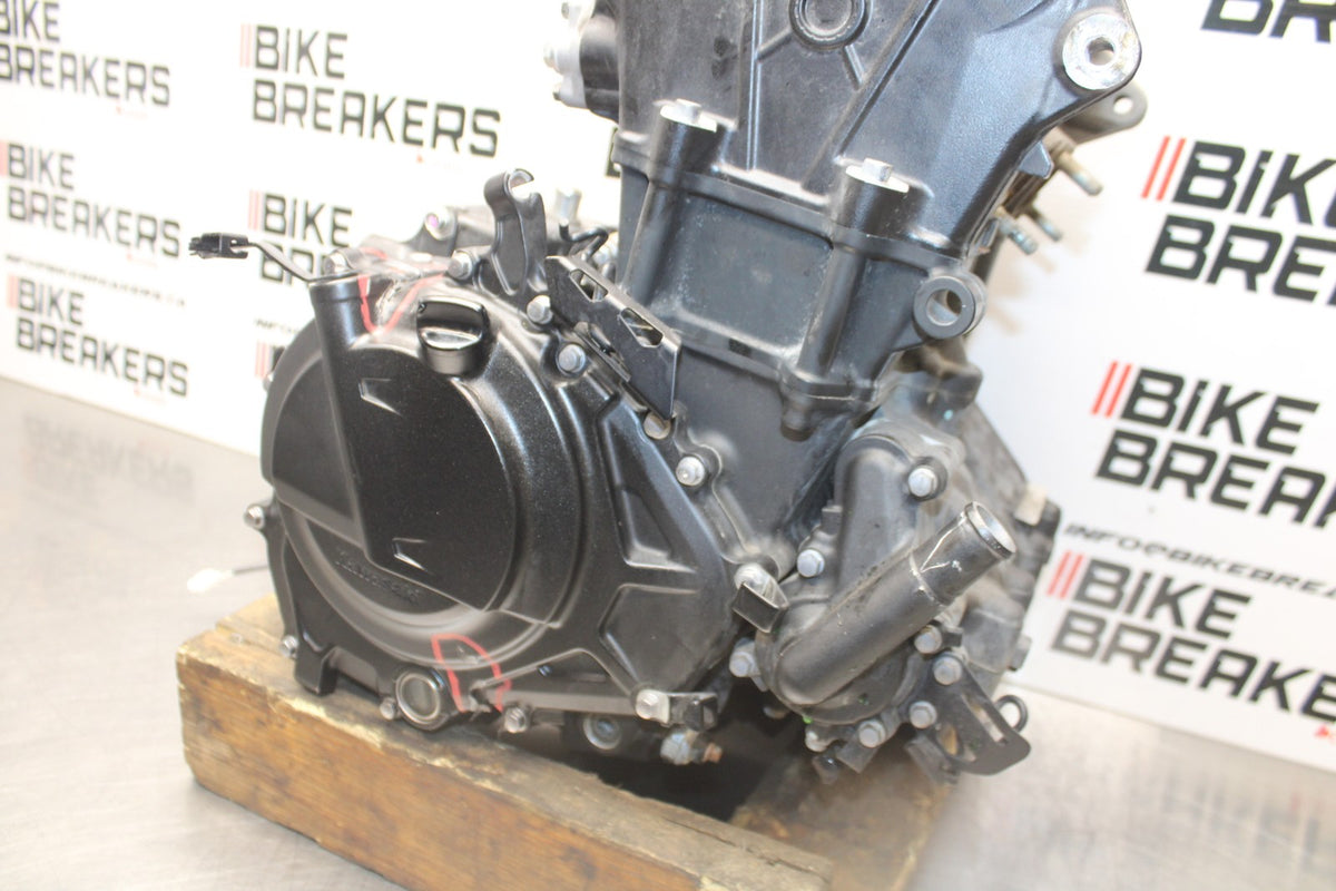 18-26 KAWASAKI Z400 9,658KM!! ENGINE MOTOR BB852