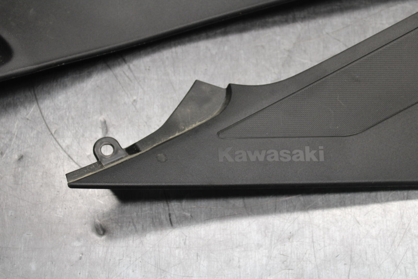 18-23 KAWASAKI NINJA 400 EX400 ABS RIGHT LEFT SIDE SEAT PANELS TRIMS COWLS BB747