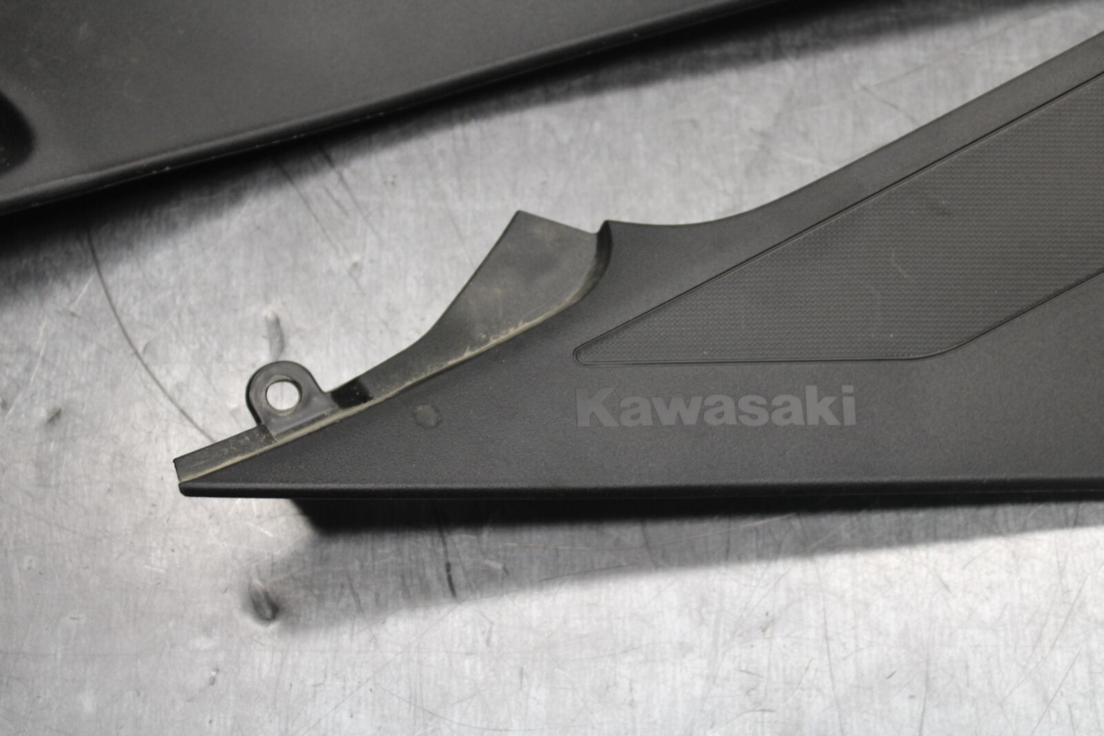 18-23 KAWASAKI NINJA 400 EX400 ABS RIGHT LEFT SIDE SEAT PANELS TRIMS COWLS BB747