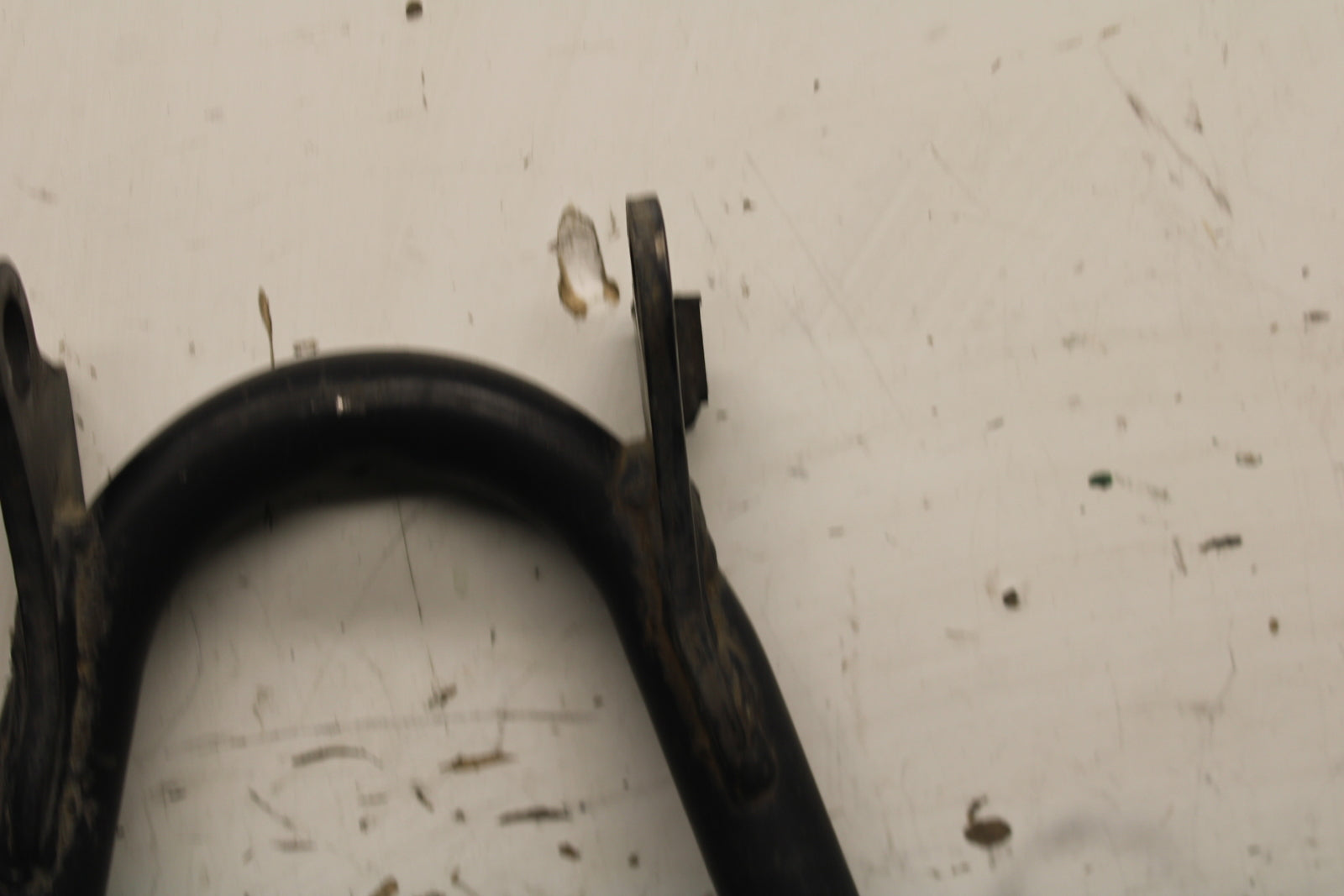 79-82 HONDA CB650 CENTER MAIN STAND BB107