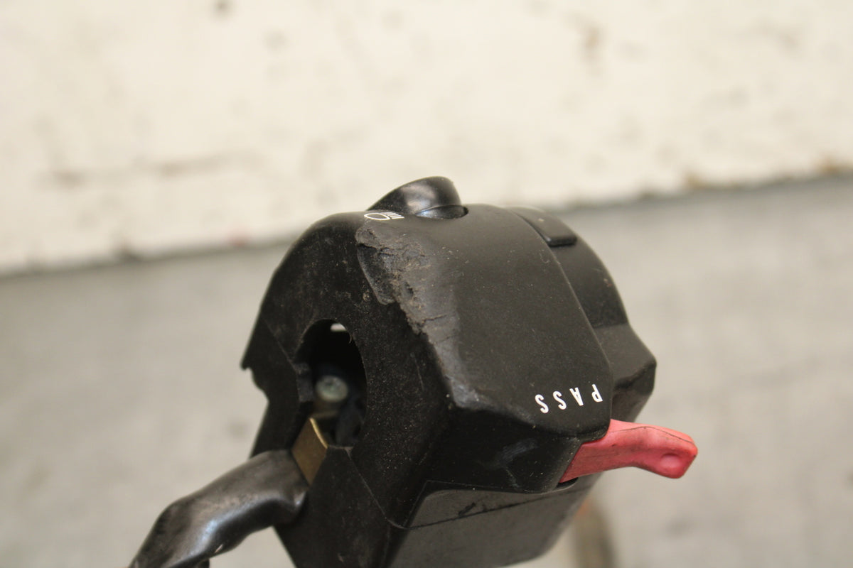 03-04 TRIUMPH DAYTONA 600 LEFT CLIP ON HANDLE HORN SIGNALS SWITCH SWITCHES BB745