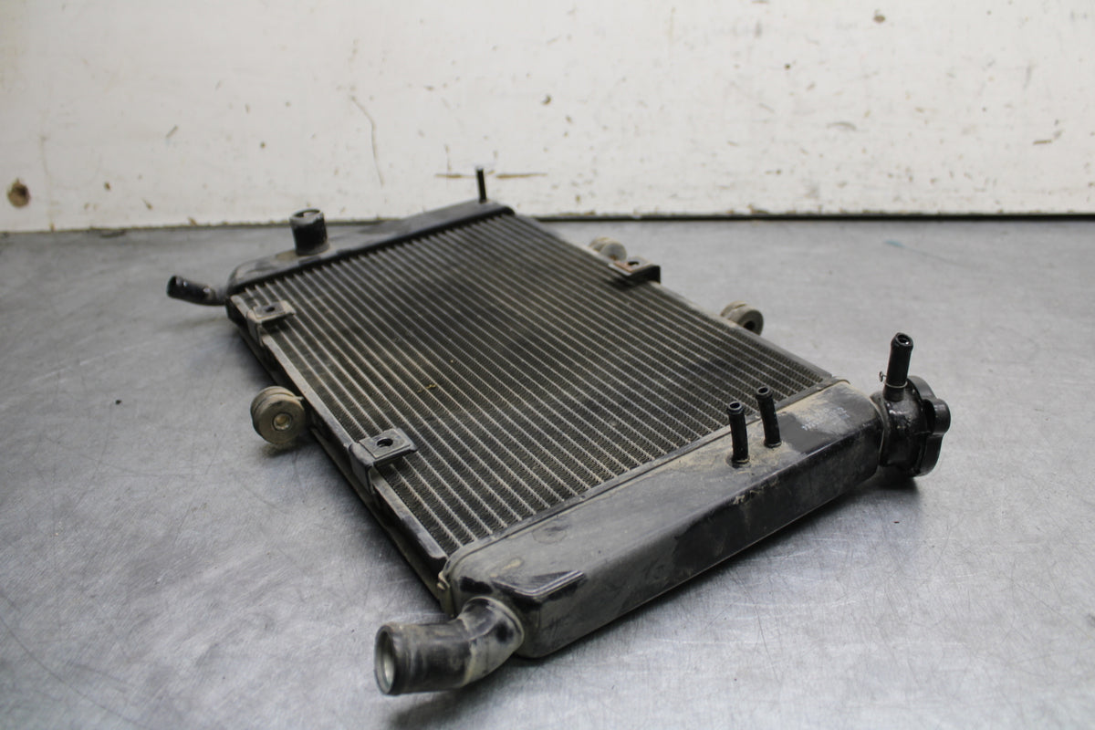 09-15 YAMAHA FZ6R ENGINE RADIATOR MOTOR COOLER RADIATER 20S-12461-01-00  BB686