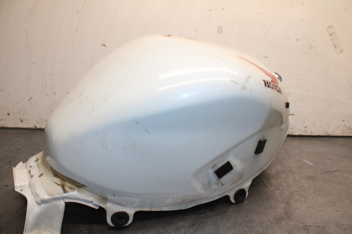 15-16 HONDA CB300F GAS TANK FUEL CELL PETROL RESERVOIR BB740