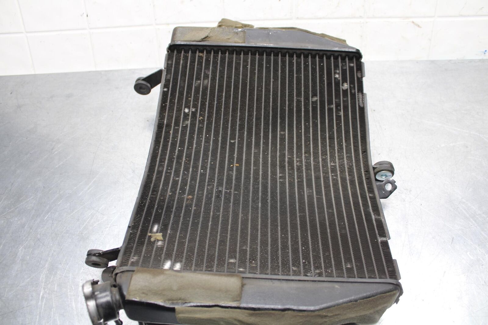 2007 Yamaha YZF R6S ENGINE RADIATOR MOTOR COOLER COOLING  BB594