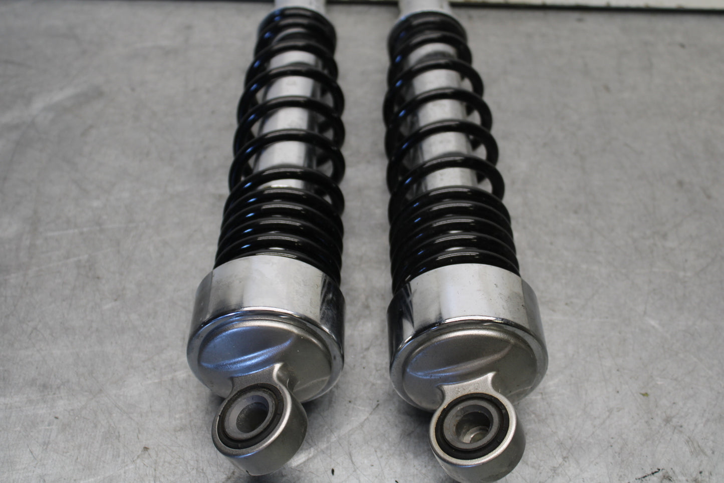 19-21 TRIUMPH SPEED TWIN 1200 REAR BACK SHOCK ABSORBER T2050599 BB653