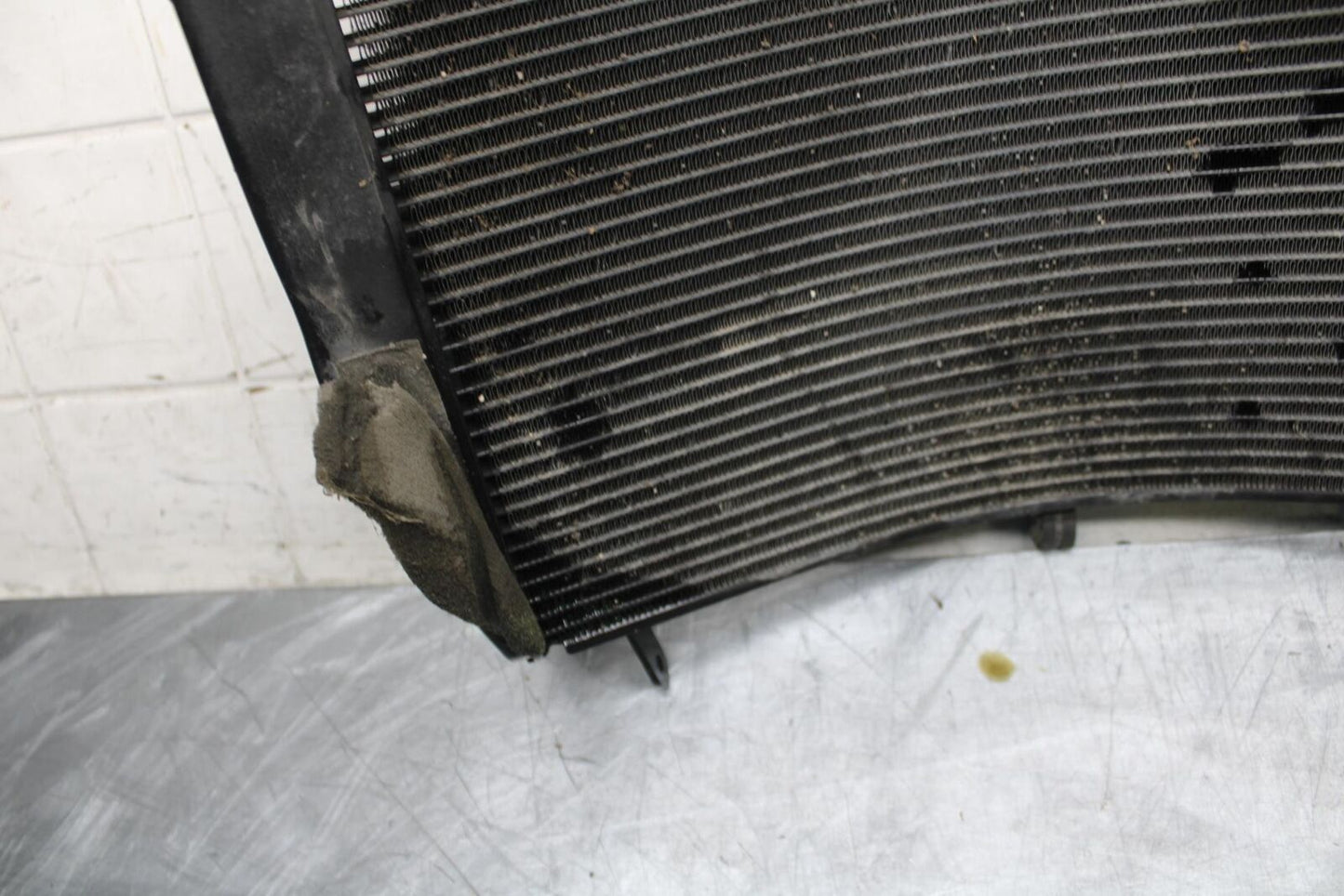 07 YAMAHA YZF R6 ENGINE RADIATOR COOLER COOLING RADIATER 2C0-12461-00-00 BB495