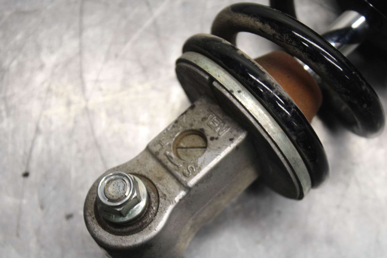 13 SUZUKI GSXR750 REAR BACK SHOCK ABSORBER SUSPENSION BB110