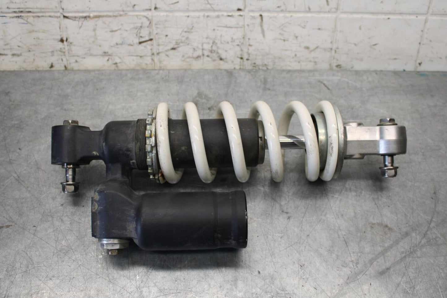 2011 Kawasaki Ninja ZX10R ZX1000K ABS REAR BACK SHOCK ABSORBER SUSPENSION BB555