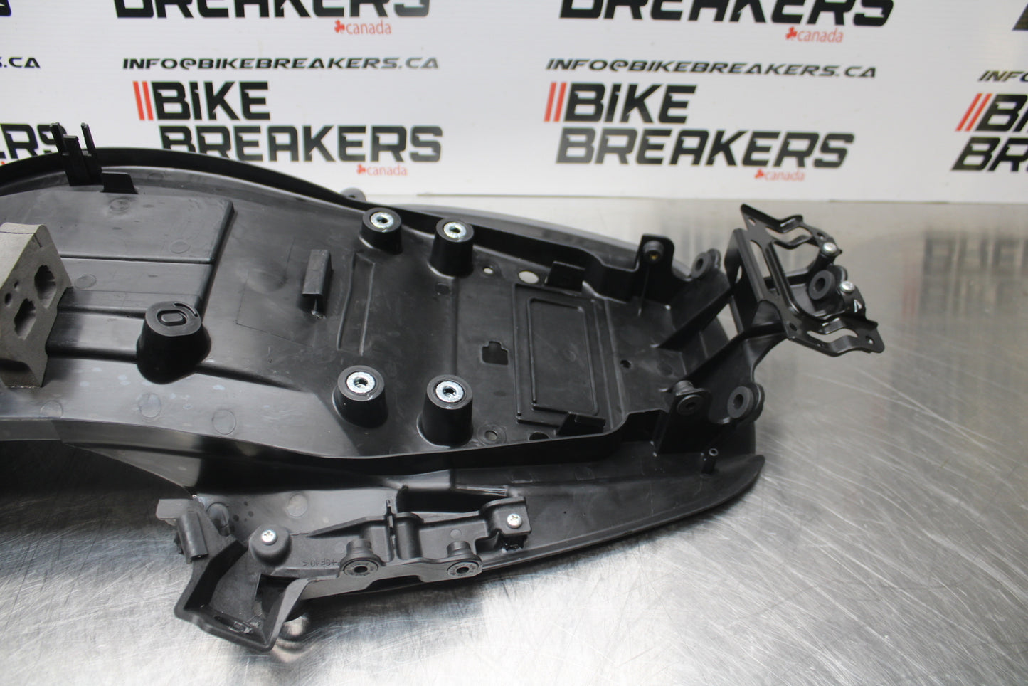 23-24 KAWASAKI NINJA ZX14R NEW!! REAR TAIL UNDERTAIL FAIRING COWL FENDER BB169