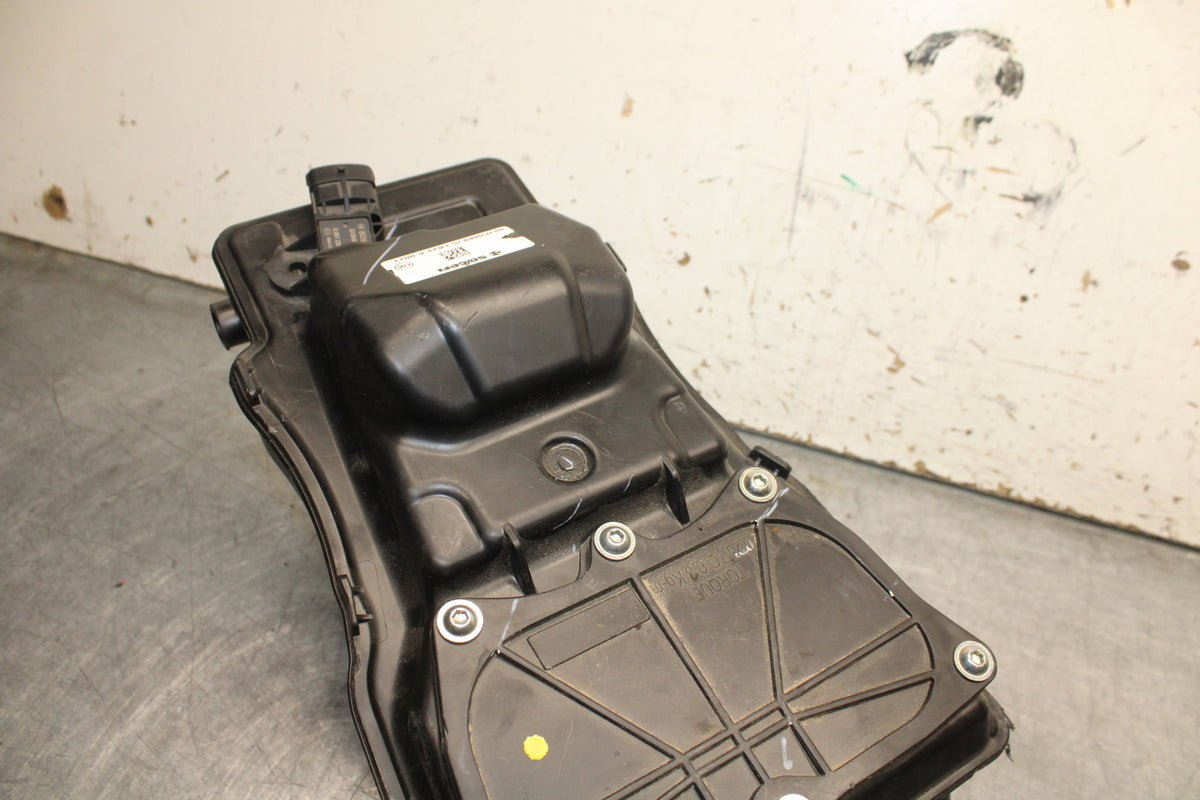 17-24 KTM 390 DUKE AIRBOX AIR INTAKE FILTER BOX BB734