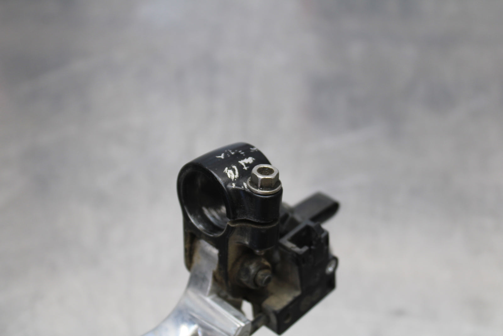 09-15 YAMAHA FZ6R CLUTCH PERCH MOUNT WITH LEVER  BB161