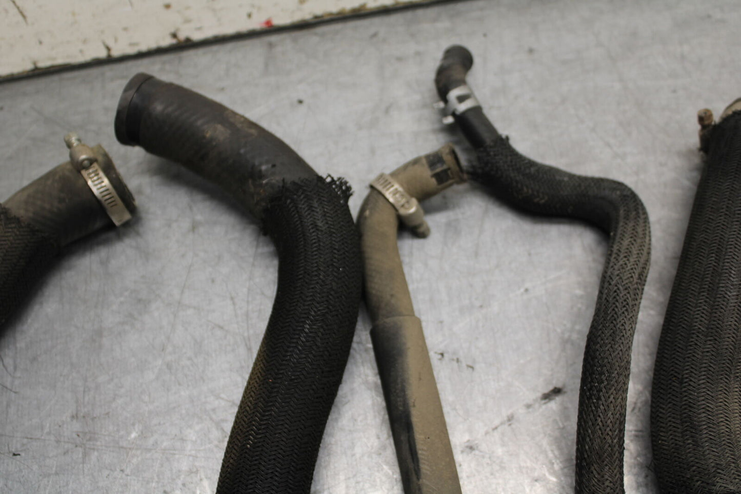 08-09 SUZUKI GSXR600 RADIATOR HOSES ENGINE COOLANT WATER PIPES HOSE SET  BB728