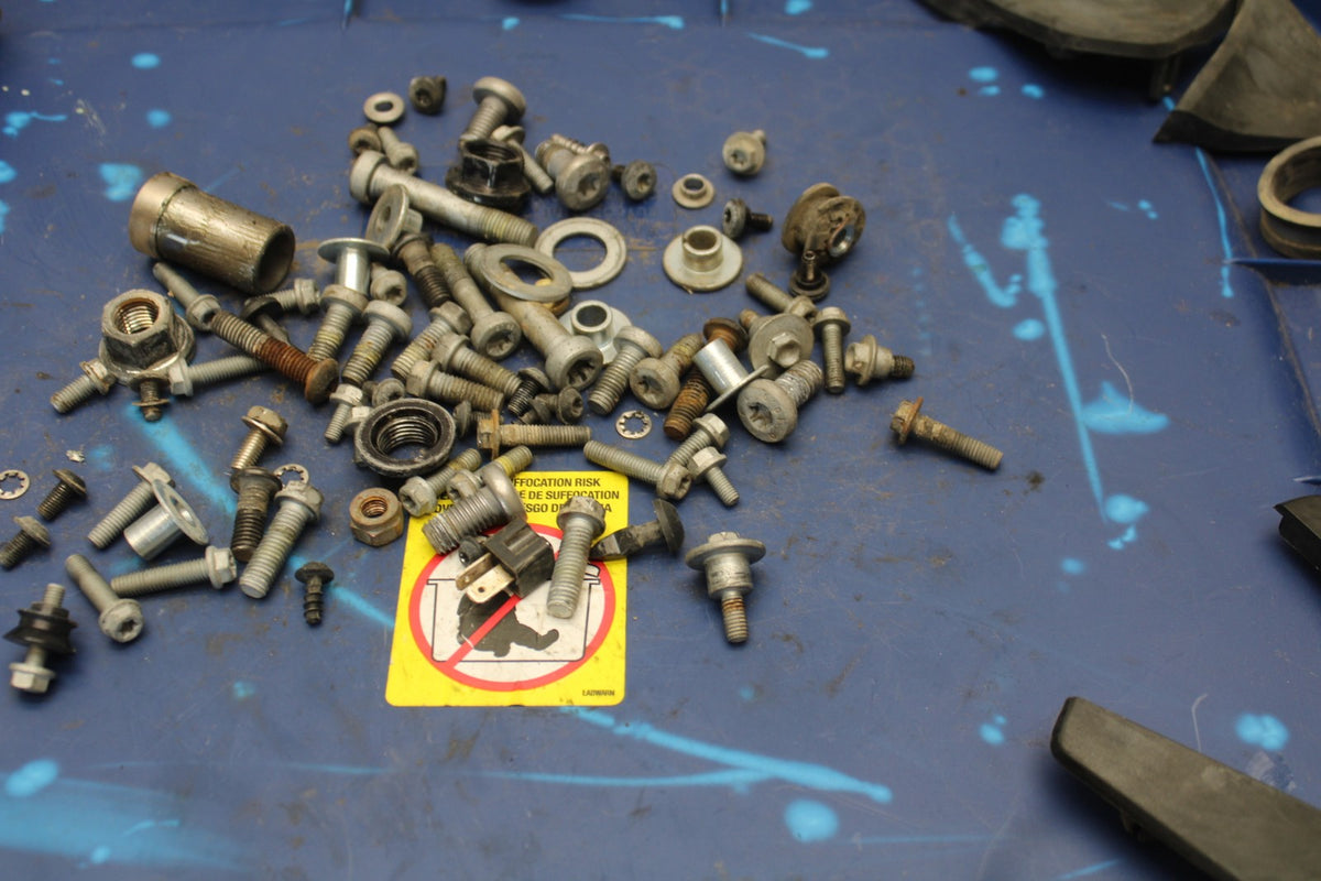 18-22 HUSQVARNA VITPILEN 701 MOUNTING BOLTS HARDWARE MOTOR SCREWS BB198
