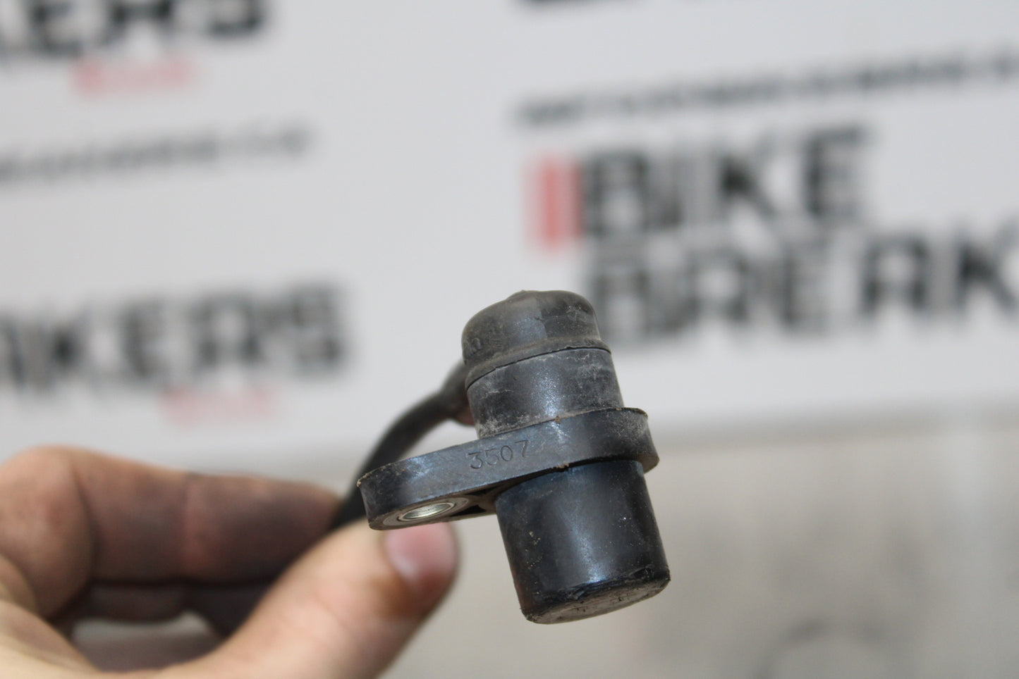 08 MOTO GUZZI BREVA 750 SPEED SPEEDOMETER SENSOR BB154