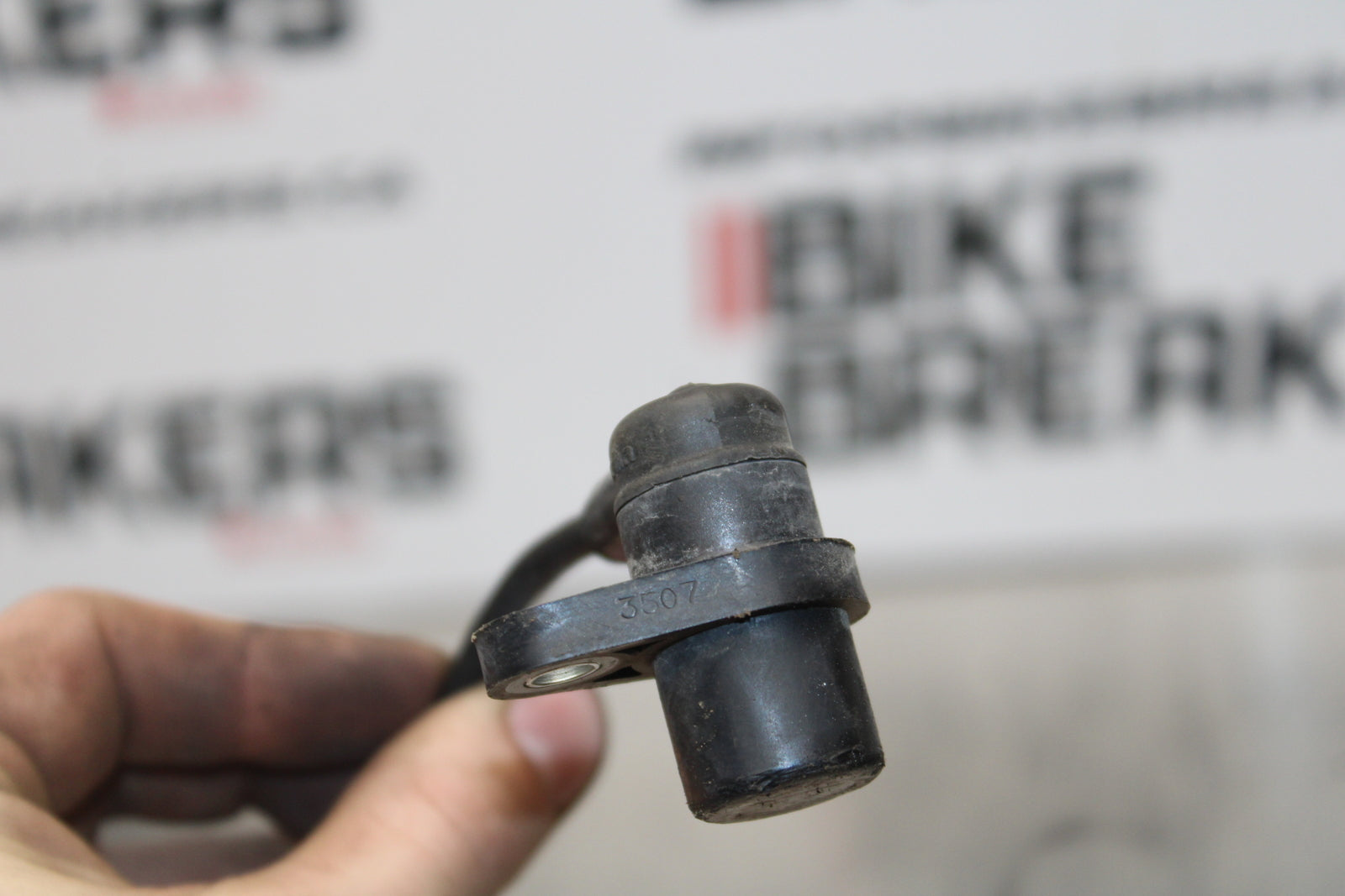 08 MOTO GUZZI BREVA 750 SPEED SPEEDOMETER SENSOR BB154