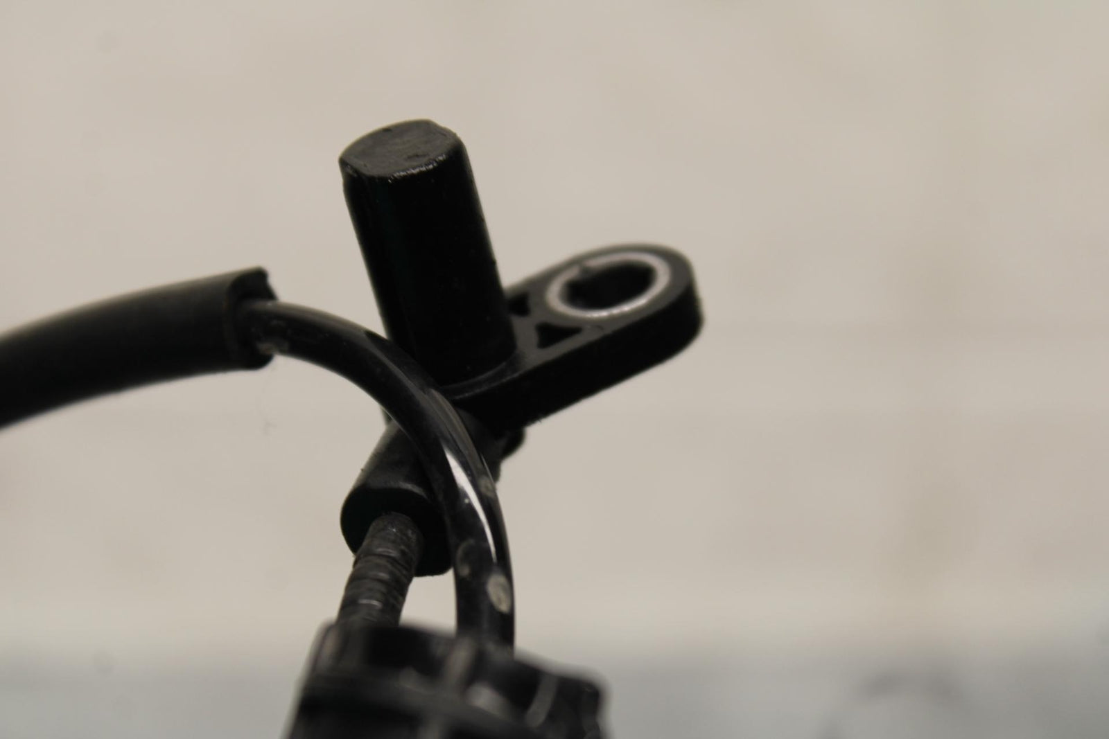 20 KAWASAKI Z400 ER400 ABS REAR ABS BRAKE SENSOR BB586