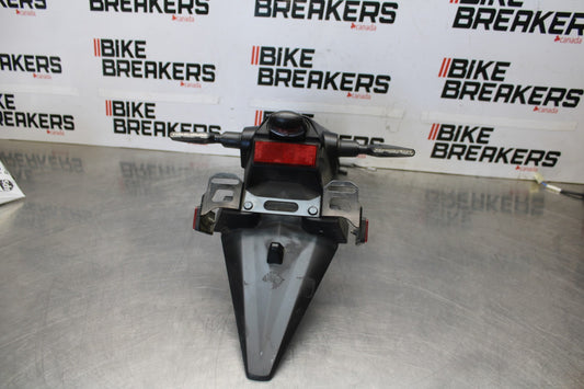 23 YAMAHA YZF R3 REAR BACK FENDER MUD GUARD BB003-A
