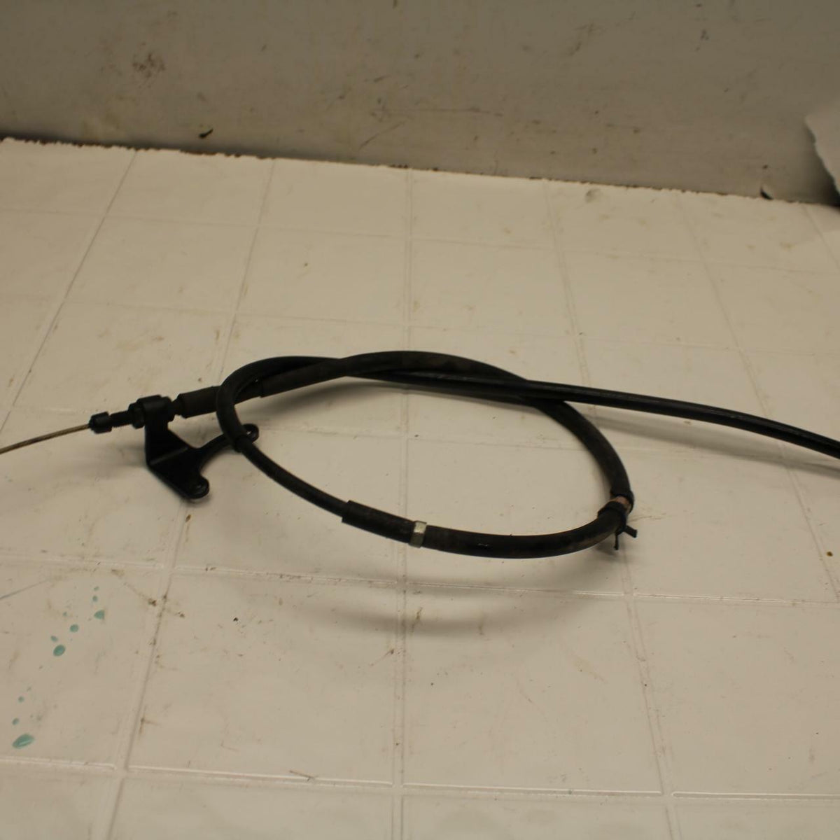 08-16 YAMAHA YZF R6 CLUTCH CABLE LINE BB406