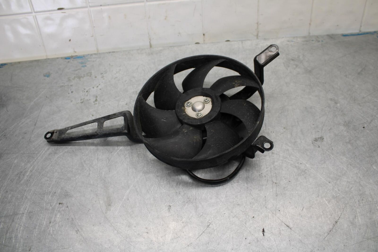 06-07 KAWASAKI NINJA ZX14R ENGINE RADIATOR COOLING FAN BB433