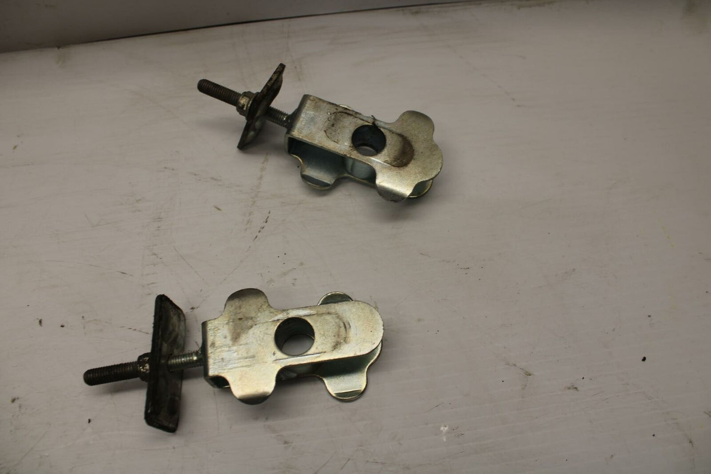 04-09 SUZUKI GS500F SWINGARM CHAIN TENSIONER ADJUSTMENT BRACKETS  BB261