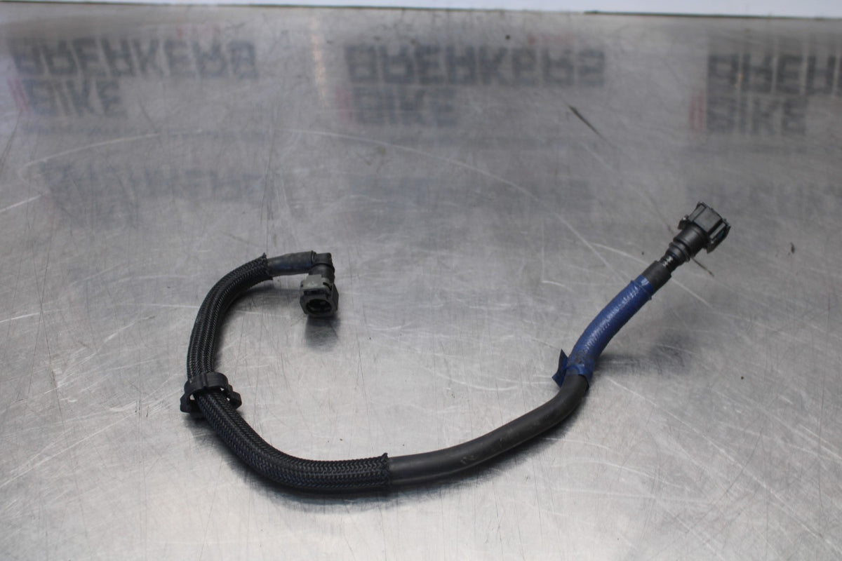 16 YAMAHA XSR900 FUEL HOSE GAS LINE TUBE PIPE BB786