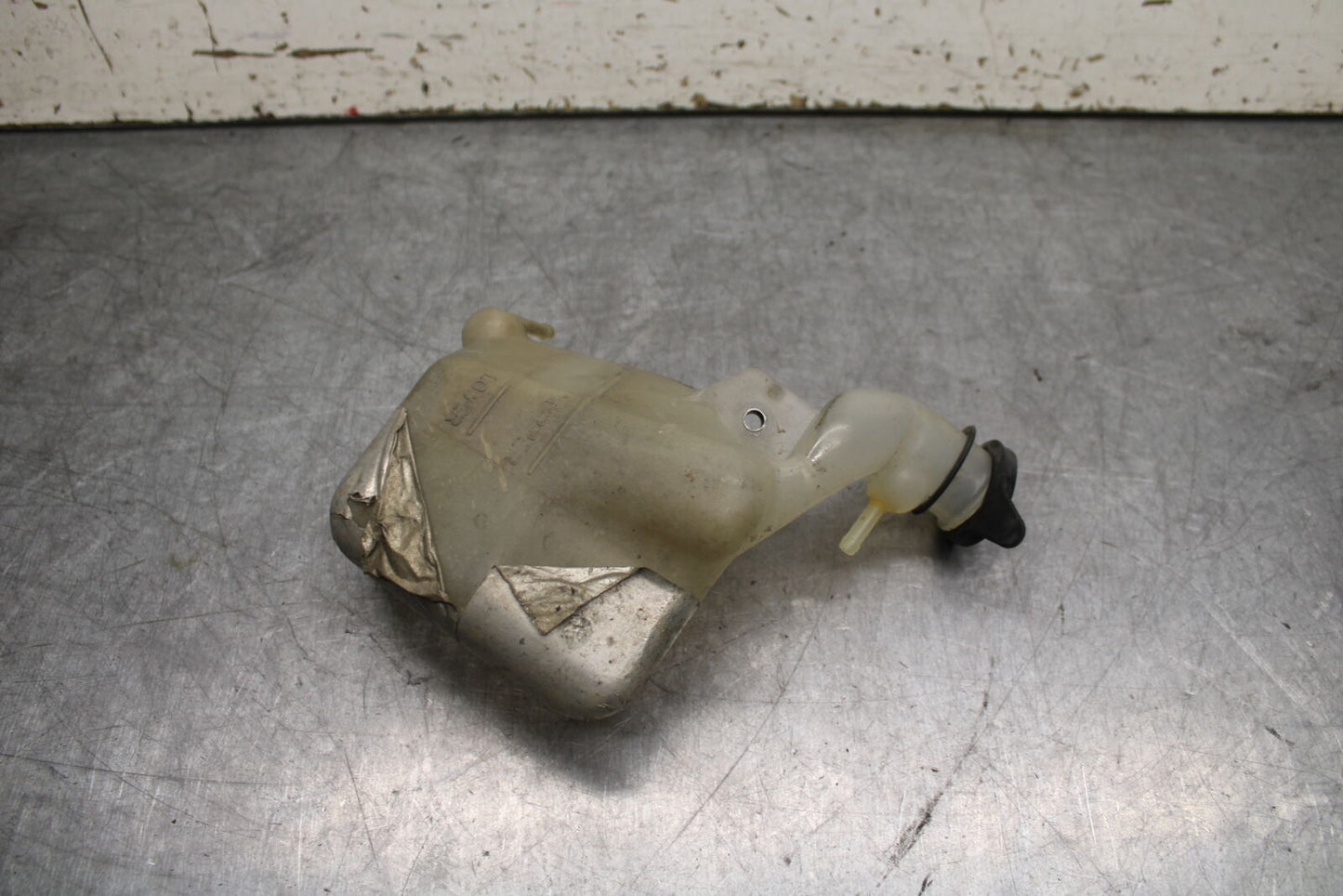05-06 HONDA CBR600RR COOLANT WATER TANK RESERVOIR BOTTLE BB727
