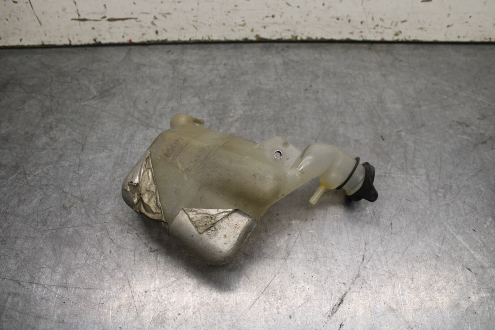 05-06 HONDA CBR600RR COOLANT WATER TANK RESERVOIR BOTTLE BB727
