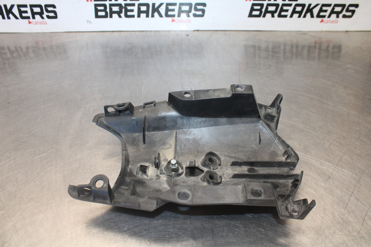 08-09 HONDA CBR1000RR REAR BACK TAIL UNDERTAIL FAIRING COWL FENDER BB128