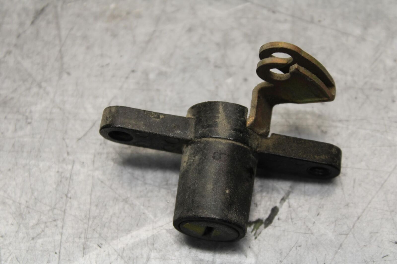 2006 Kawasaki Vulcan 900 VN900B Classic IGNITION LOCK KEY SET W/ GAS CAP  BB585