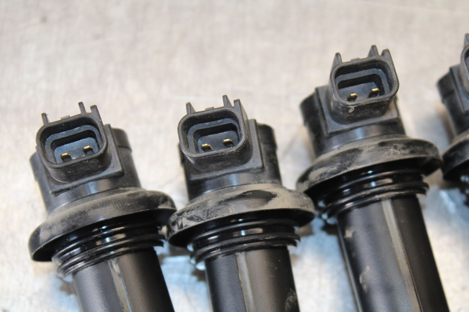08-09 YAMAHA YZF R6S IGNITION COILS COIL SPARK PLUG CAPS 5SL-82310-20-00 BB178
