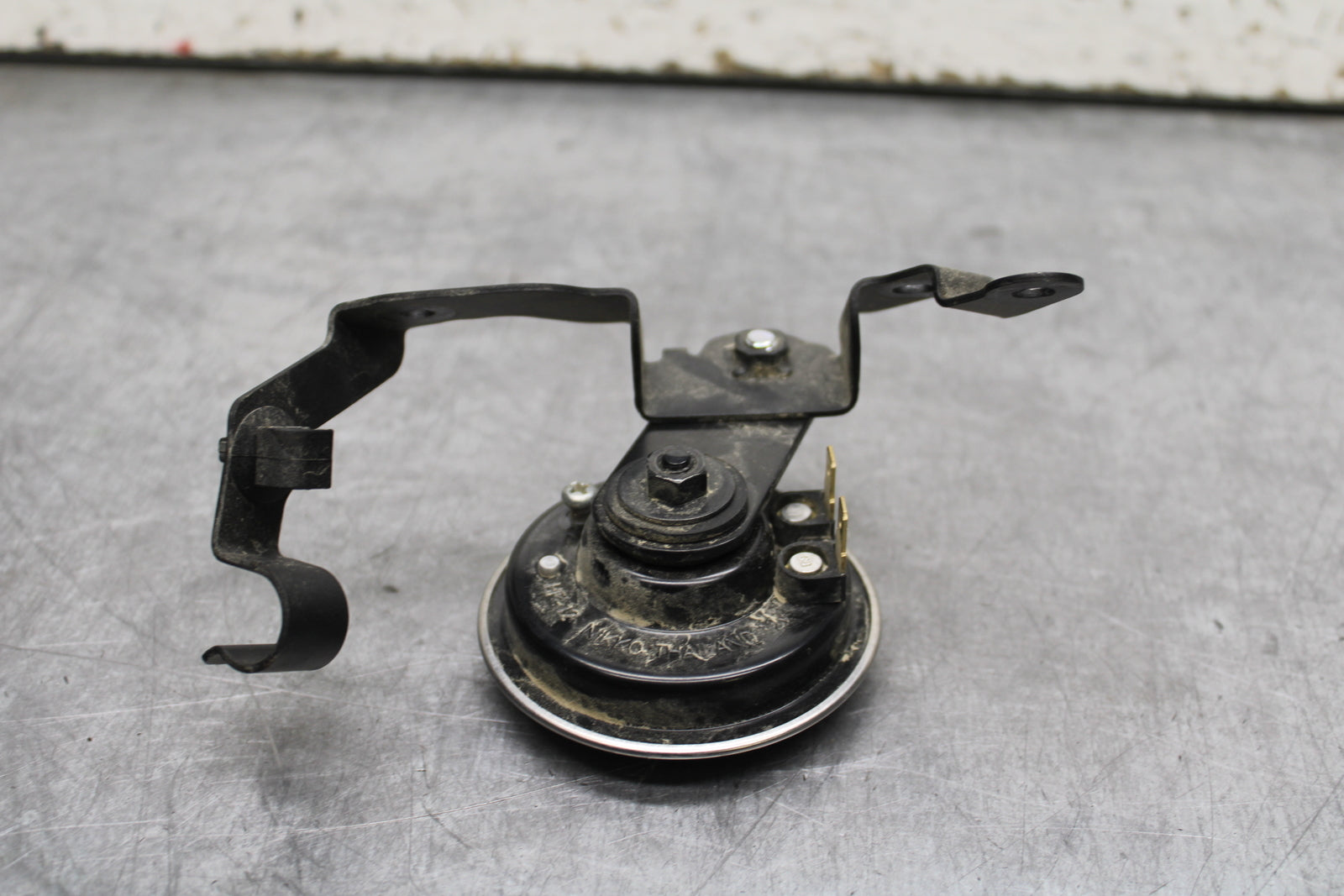 24 KAWASAKI NINJA 500 ABS HORN SIGNAL BB730