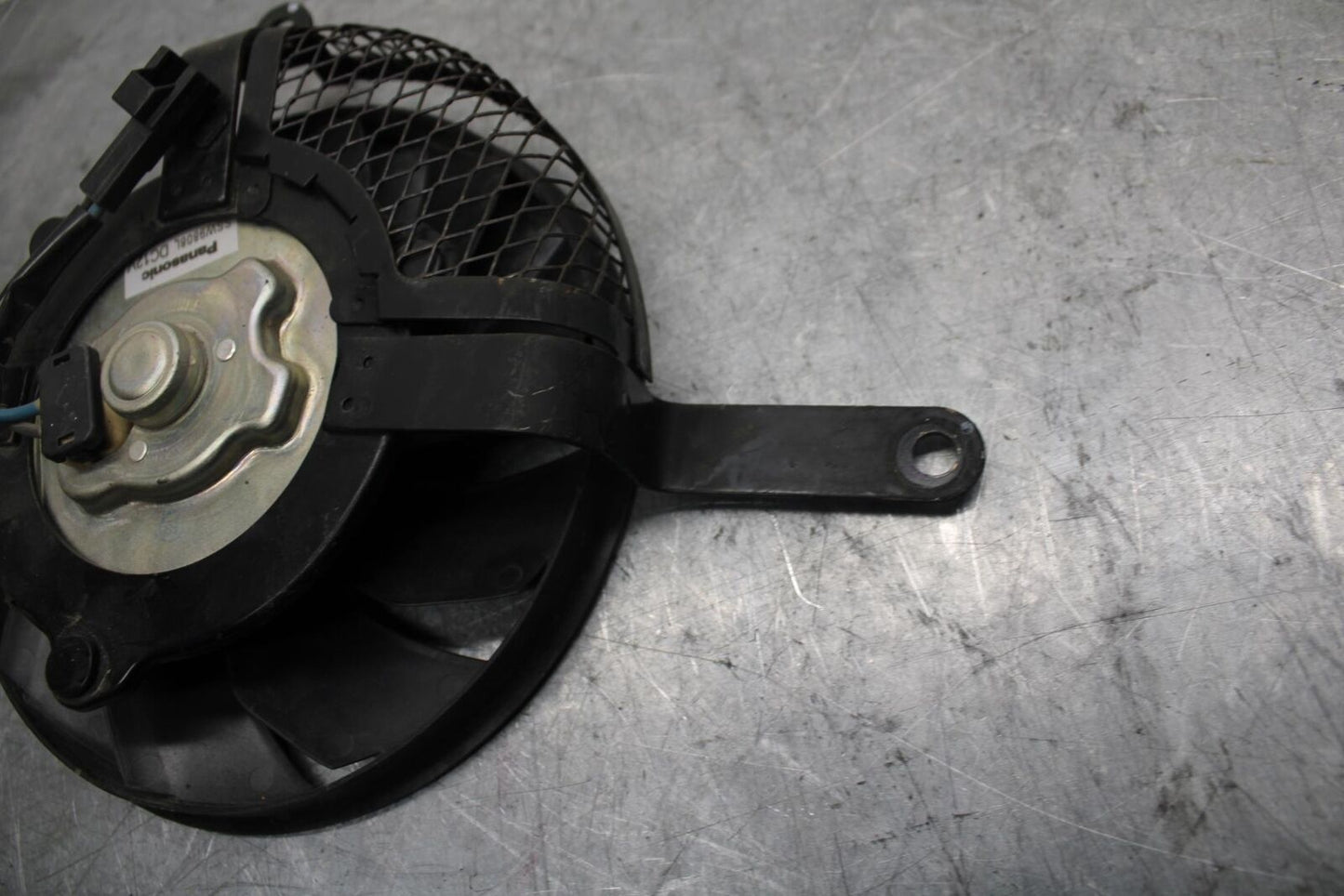 2006 Suzuki GSXR750 ENGINE RADIATOR COOLING FAN 17800-01H00 BB40