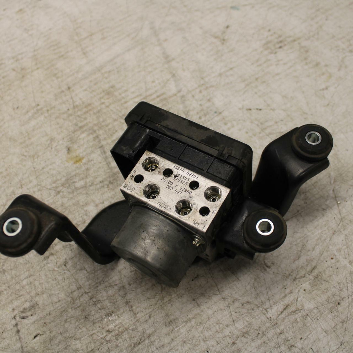 15-16 SUZUKI GSXS750 ABS PUMP UNIT MODULE BB374
