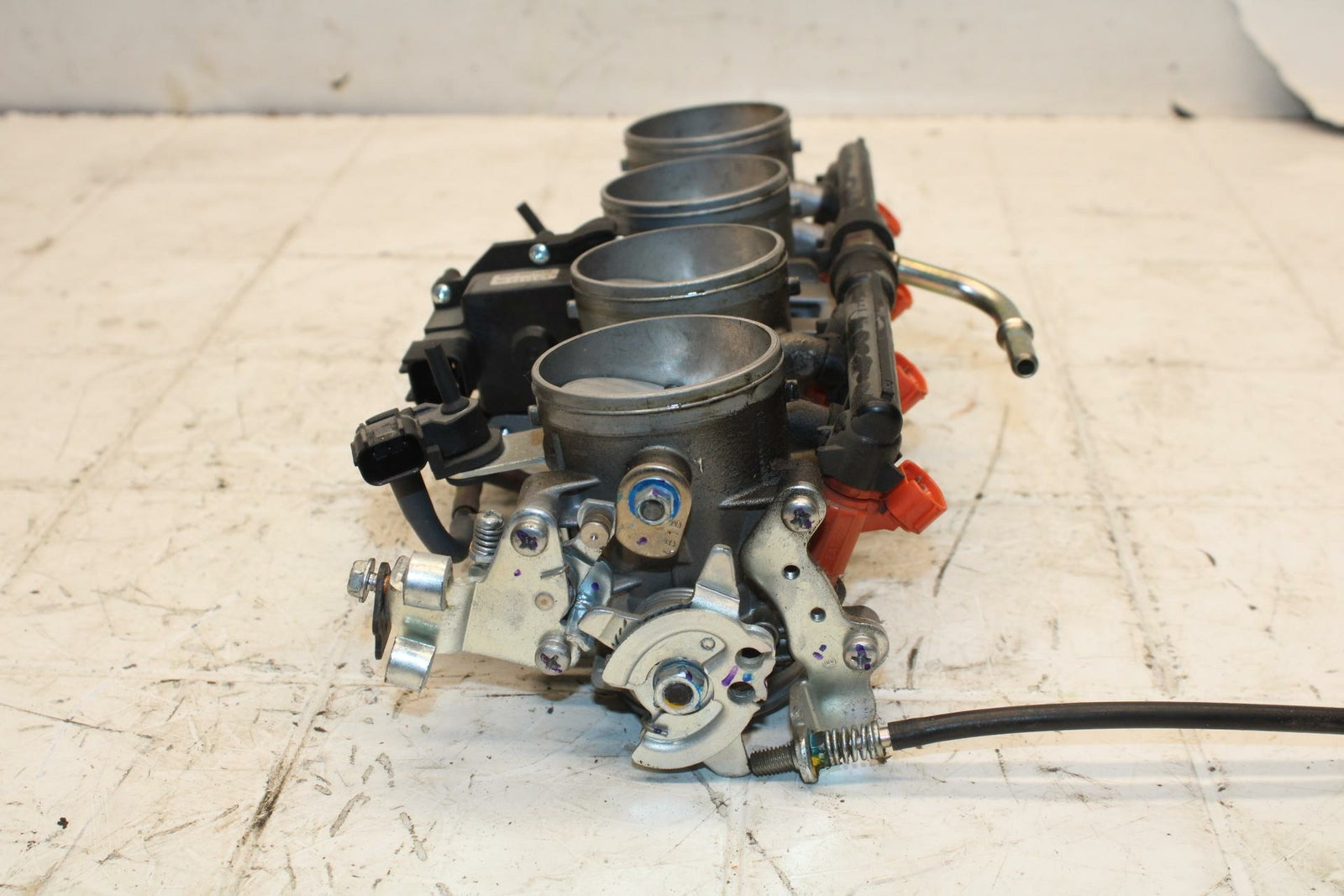 13-18 KAWASAKI NINJA ZX6R MAIN FUEL INJECTORS / THROTTLE BODIES BB409